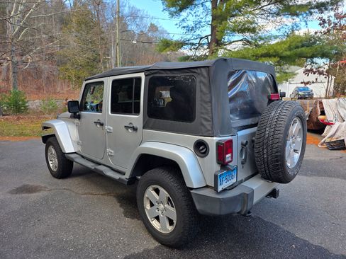 Used 2011 Jeep Wrangler Unlimited Sahara w/ Dual Top Group image 5