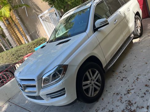 Used 2014 Mercedes-Benz GL 450 4MATIC image 1
