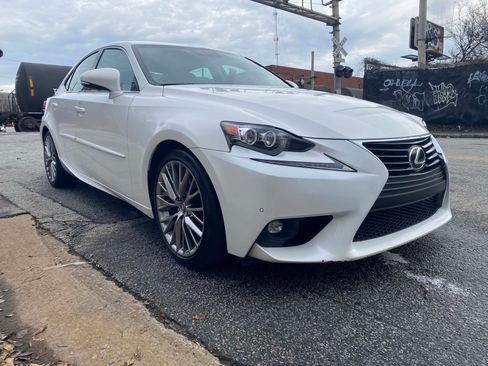 Used 2015 Lexus IS 250 image 17