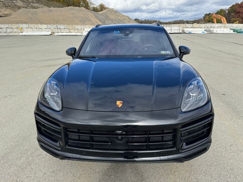 Used 2023 Porsche Cayenne Turbo image 20