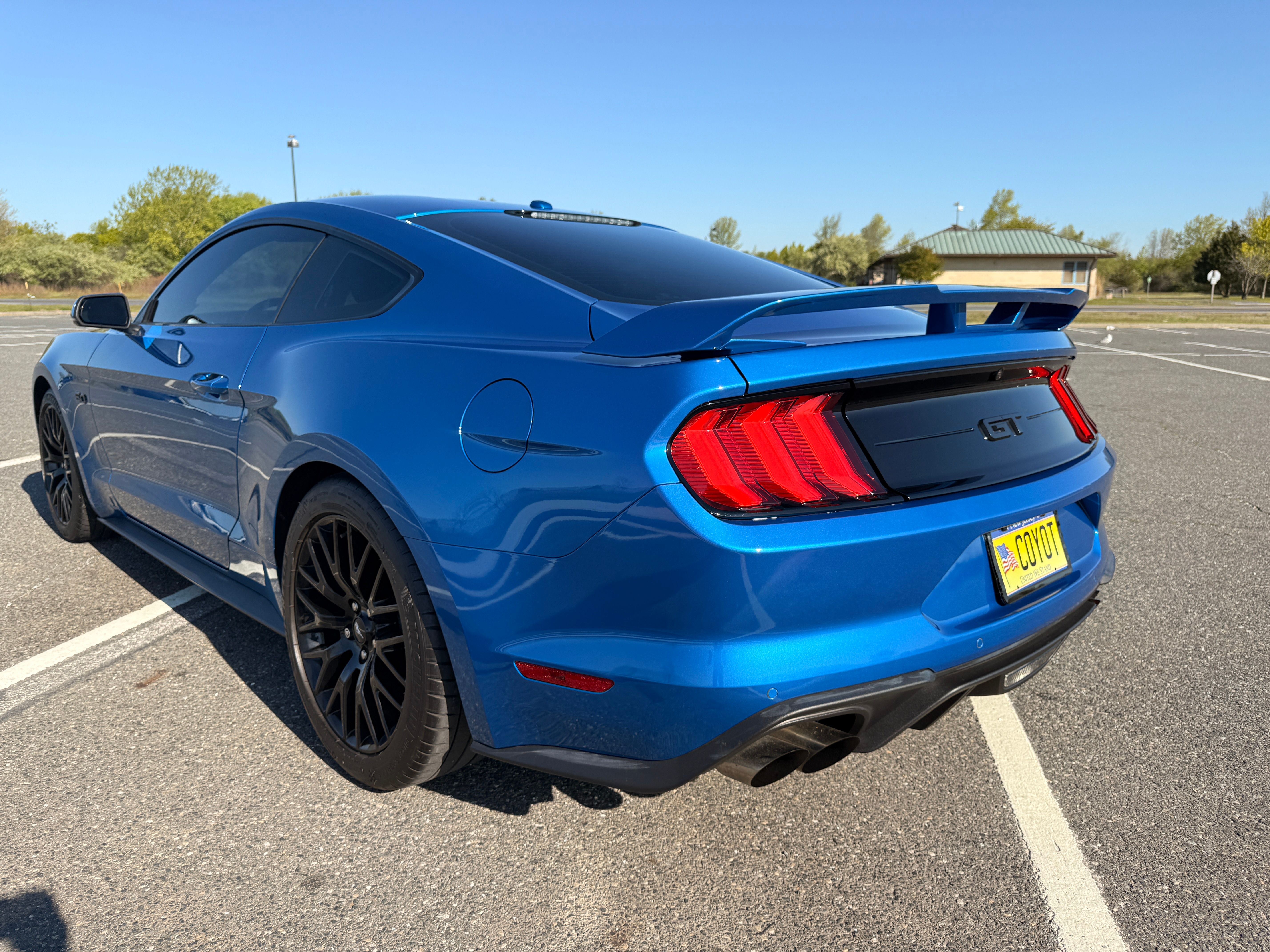 Used 2019 Ford Mustang GT Premium w/ GT Performance Package RWD image 5