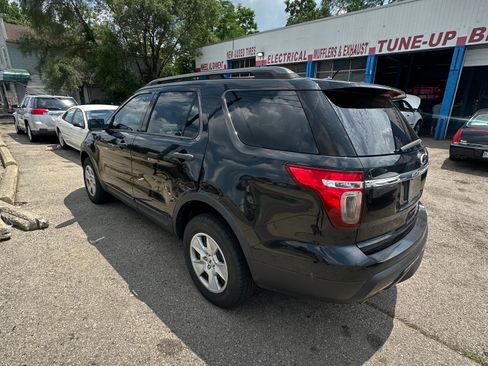 Used 2013 Ford Explorer 4WD w/ Class III Trailer Tow Pkg image 5