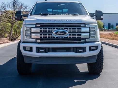 Used 2017 Ford F250 Platinum w/ FX4 Off-Road Package image 2