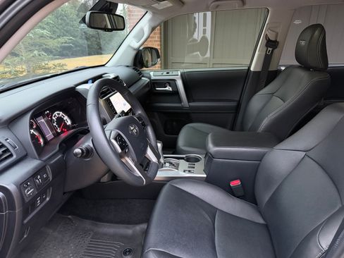 Used 2023 Toyota 4Runner TRD Sport image 10