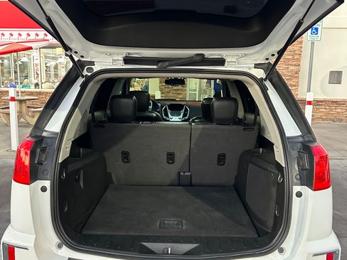 Used 2017 GMC Terrain SLT AWD/4WD image 5