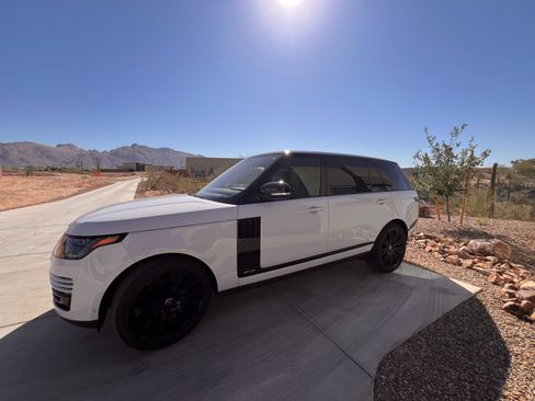 Used 2020 Land Rover Range Rover Long Wheelbase HSE image 6