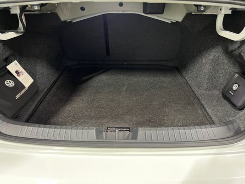 Used 2020 Volkswagen Jetta SE FWD image 8