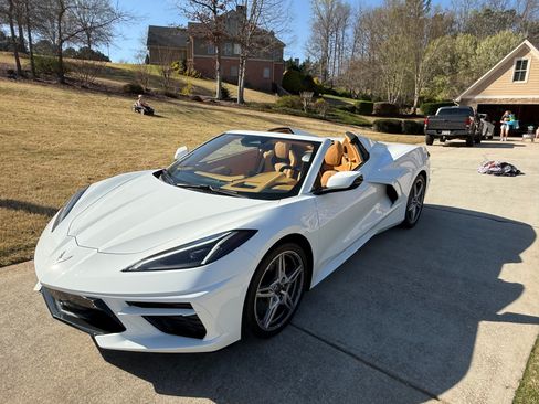 Used 2024 Chevrolet Corvette Stingray Convertible 2D w/ Z51 Performance Package image 2