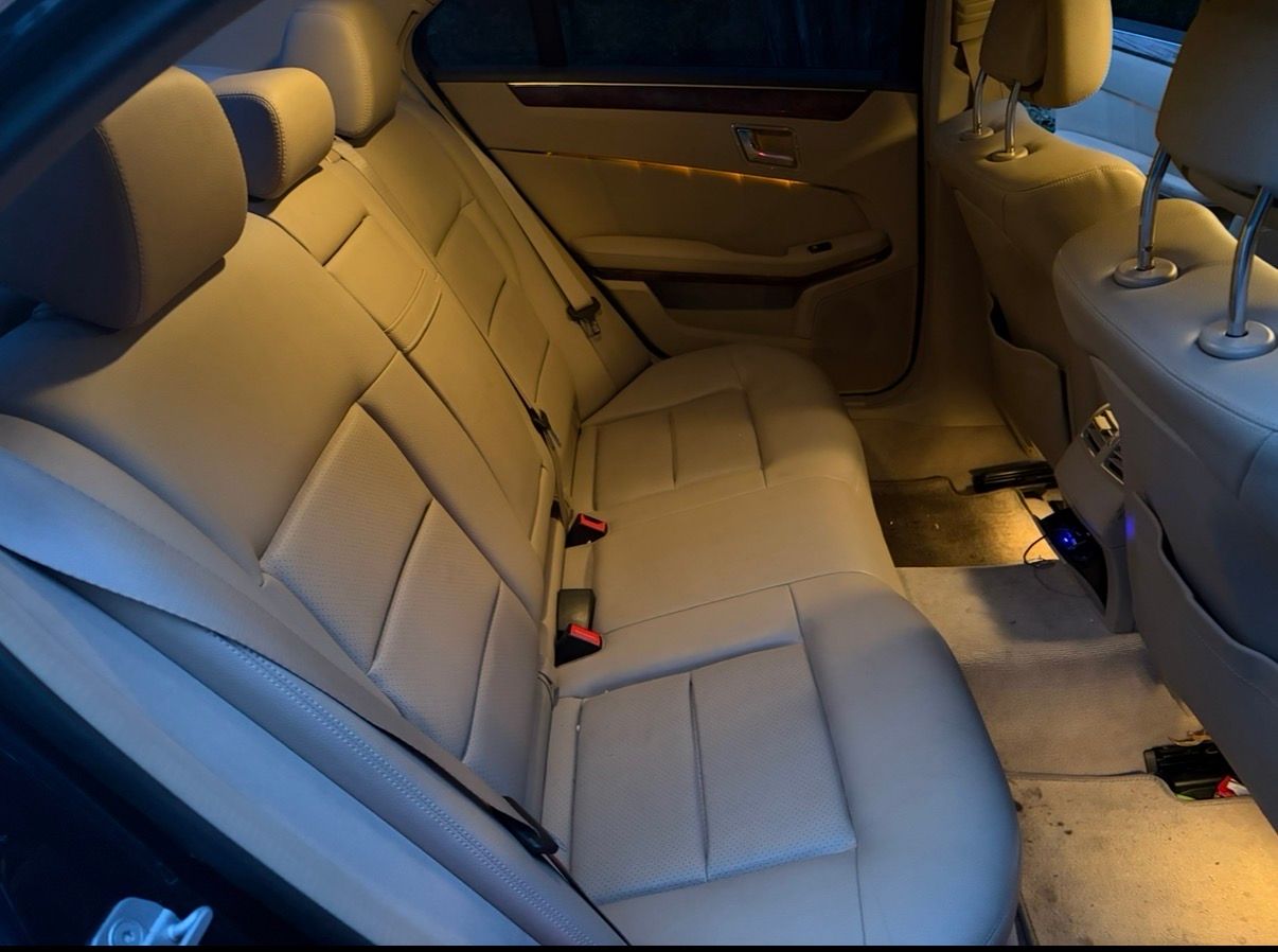 Used 2011 Mercedes-Benz E 350 Sedan image 9