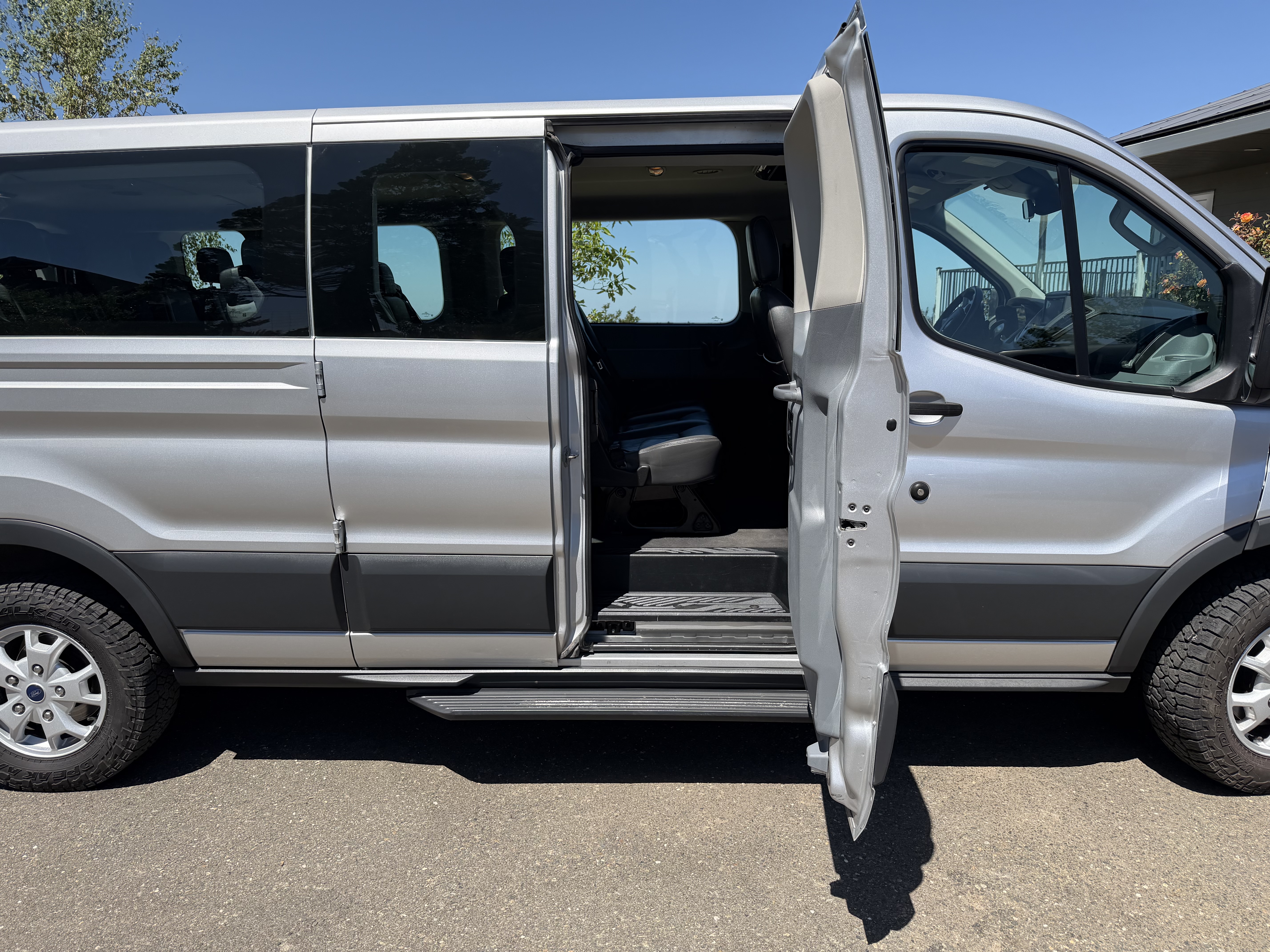 Used 2016 Ford Transit 350 XLT RWD image 15