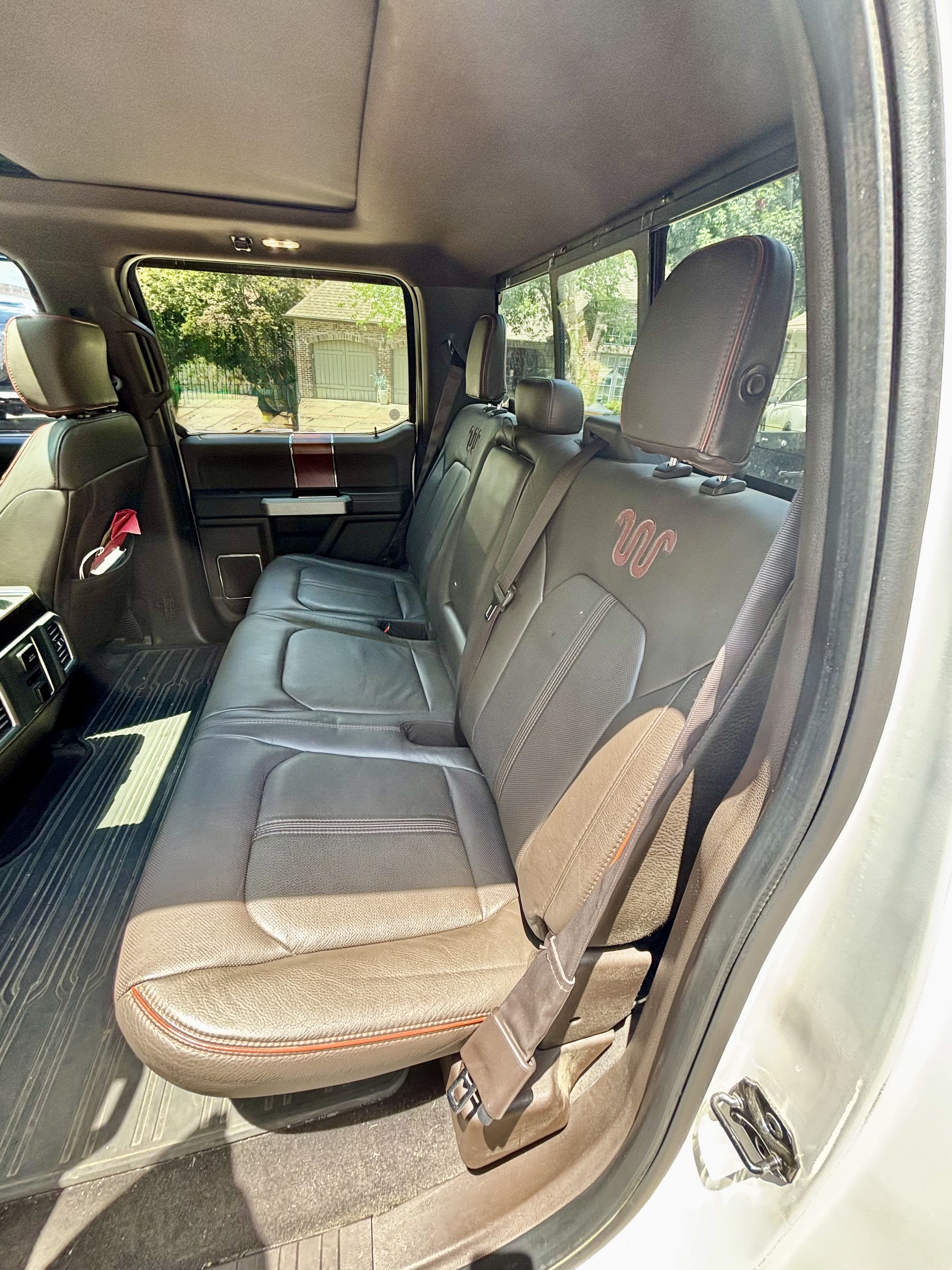 Used 2015 Ford F150 King Ranch w/ Equipment Group 601A Luxury AWD/4WD image 15