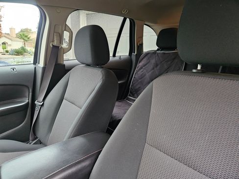 Used 2013 Ford Edge SEL image 10