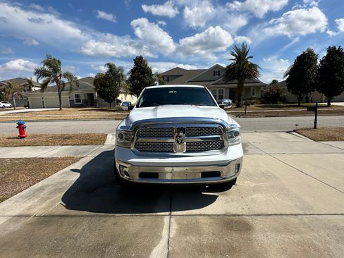 Used 2014 RAM 1500 Laramie image 6