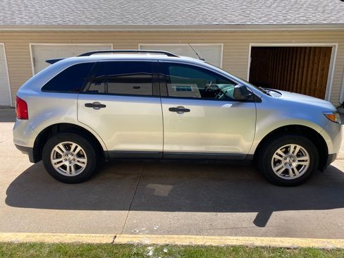 Used 2011 Ford Edge SE w/ 101A Rapid Spec Order Code image 9