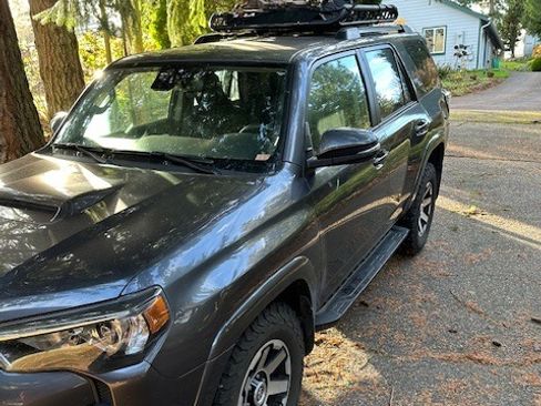 Used 2021 Toyota 4Runner TRD Off-Road Premium w/ Moonroof Package image 2