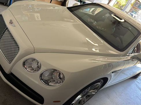 Used 2018 Bentley Flying Spur V8 AWD/4WD image 1