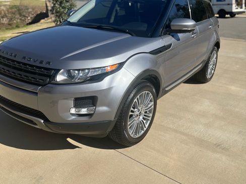 Used 2012 Land Rover Range Rover Evoque Prestige image 1