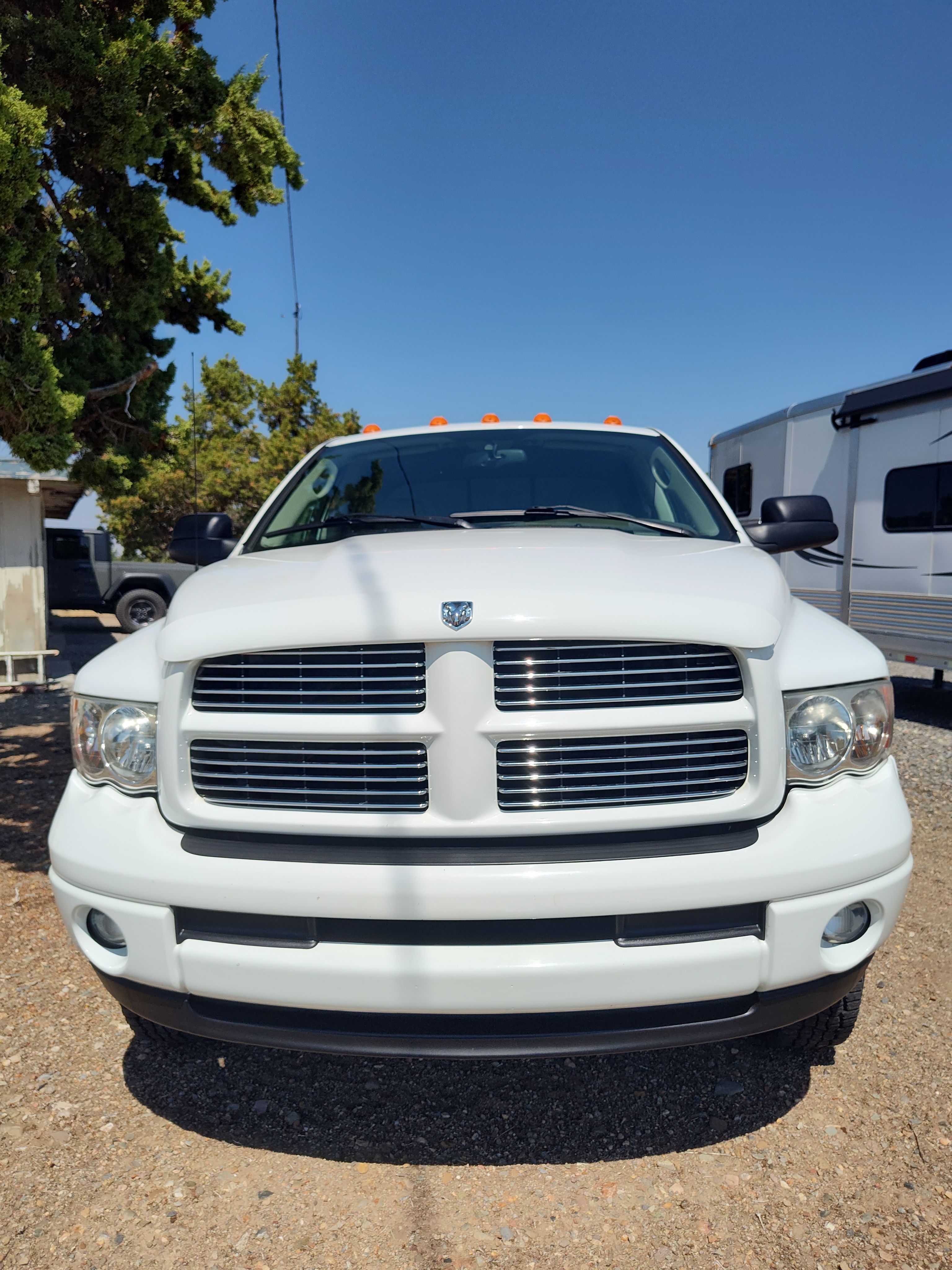 Used 2004 Dodge Ram 3500 Truck SLT w/ Sport Appearance Group AWD/4WD image 9