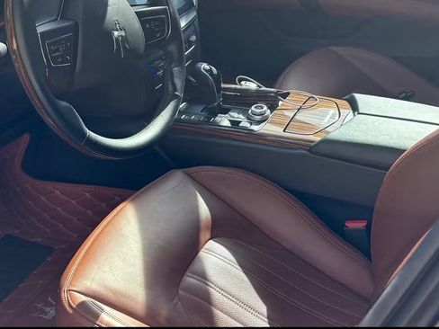 Used 2017 Maserati Ghibli S image 9