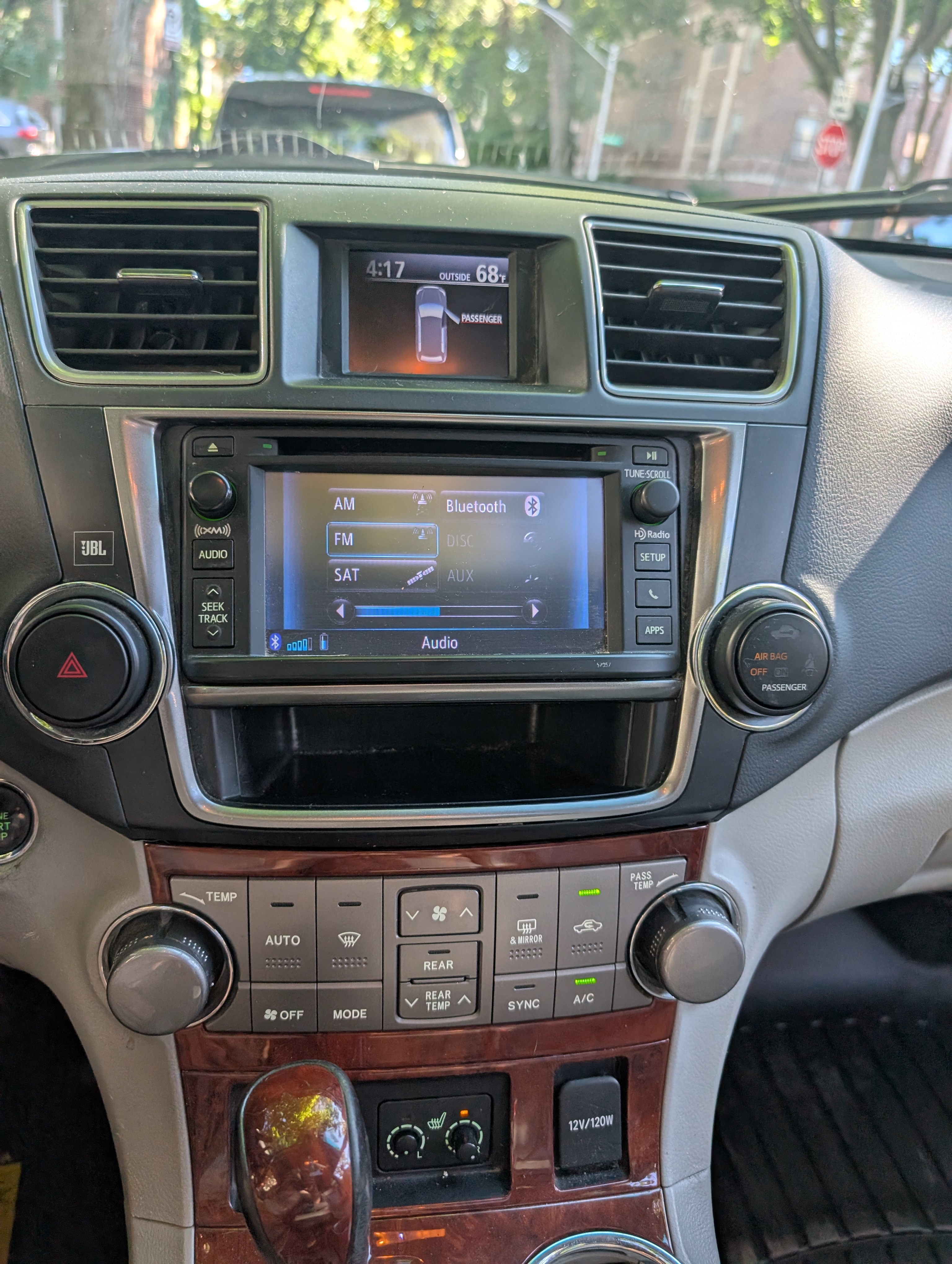 Used 2013 Toyota Highlander Limited AWD/4WD image 14