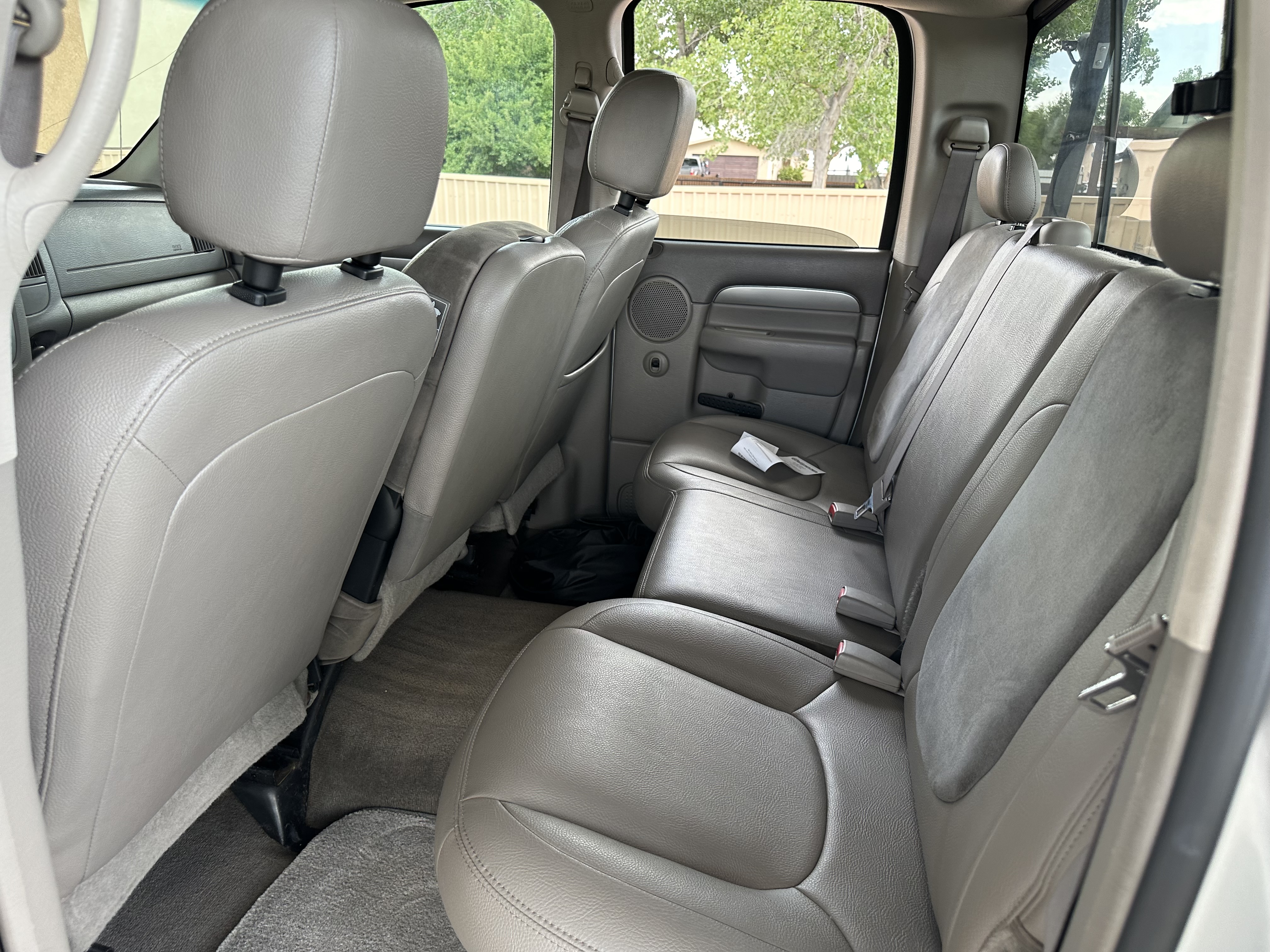 Used 2005 Dodge Ram 3500 Truck SLT AWD/4WD image 9
