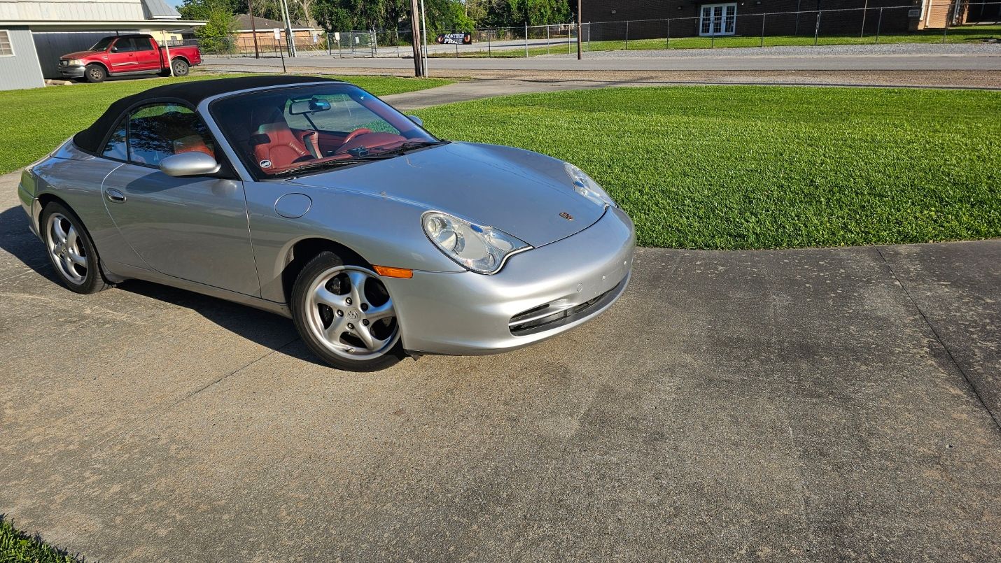 Used 2003 Porsche 911 Carrera 4 AWD/4WD image 9