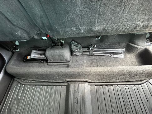 Used 2019 GMC Sierra 1500 SLT w/ SLT Premium Plus Package AWD/4WD image 29