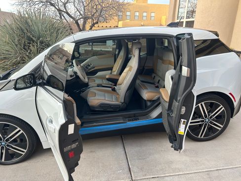 Used 2015 BMW i3 w/ Range Extender image 12