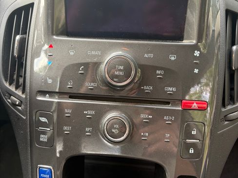Used 2013 Chevrolet Volt Premium w/ Premium Trim Package FWD image 11