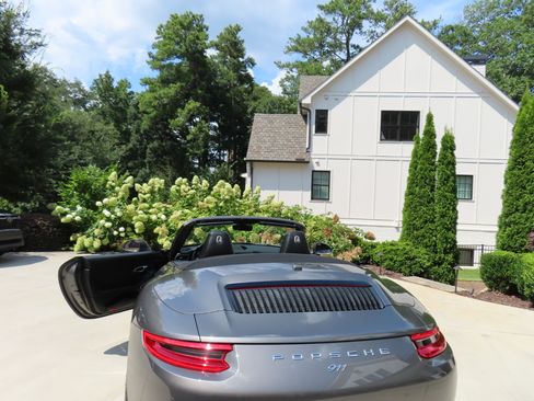 Used 2017 Porsche 911 Carrera RWD image 16