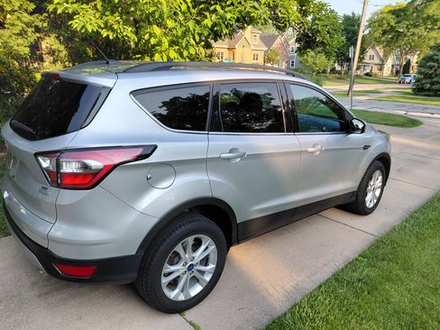 Used 2017 Ford Escape SE w/ Equipment Group 201A image 14