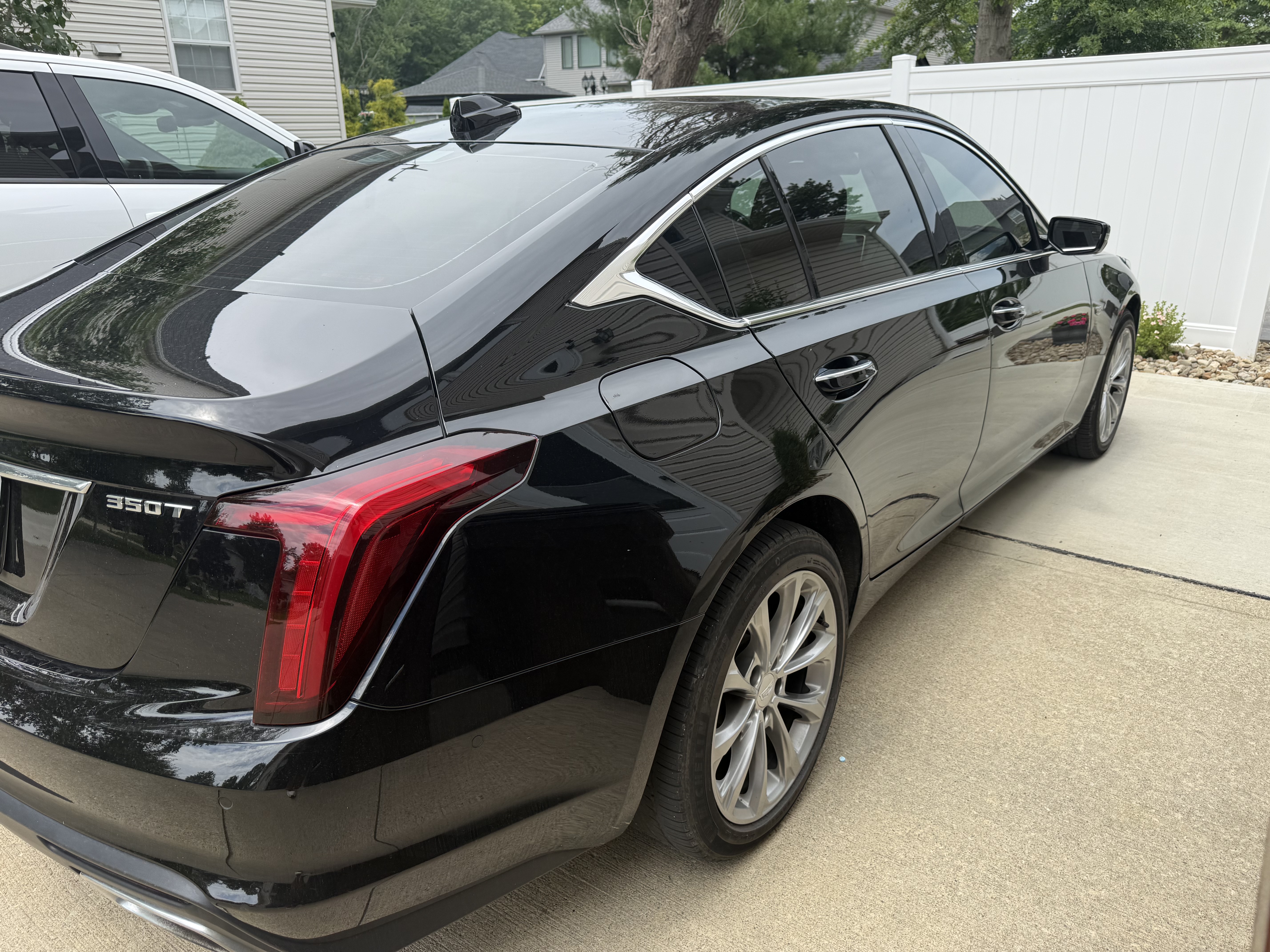Used 2023 Cadillac CT5 Luxury AWD/4WD image 2