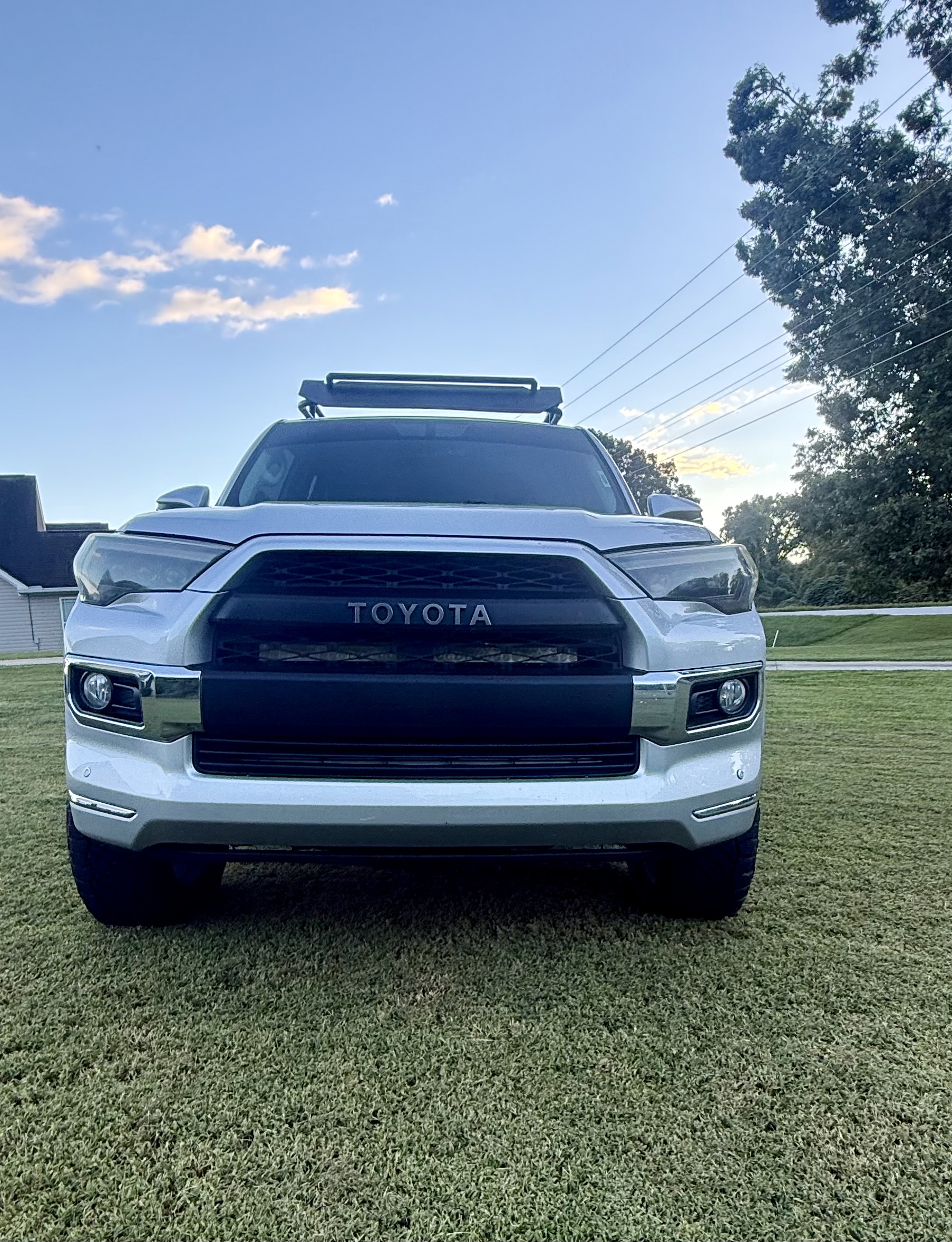 Used 2014 Toyota 4Runner Limited AWD/4WD image 4