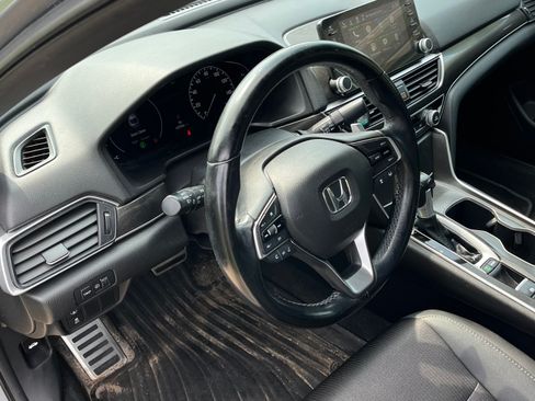 Used 2020 Honda Accord Sport image 10
