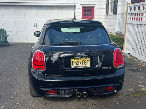 Used 2015 MINI Cooper S image 13