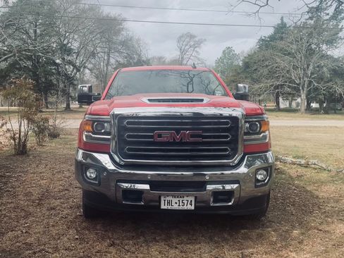 Used 2019 GMC Sierra 2500 SLT w/ Duramax Plus Package image 5