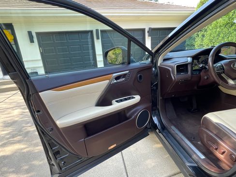 Used 2017 Lexus RX 350 AWD w/ Premium Package image 19