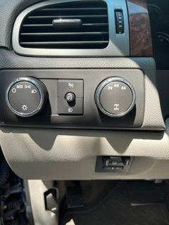 Used 2007 Chevrolet Silverado 2500 LTZ w/ Safety Package AWD/4WD image 13