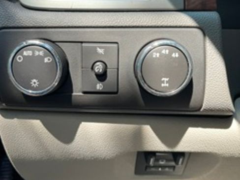 Used 2007 Chevrolet Silverado 2500 LTZ w/ Safety Package AWD/4WD image 13