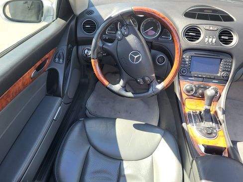 Used 2005 Mercedes-Benz SL 500 SL 500 Roadster 2D image 11