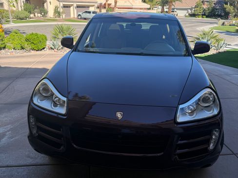 Used 2008 Porsche Cayenne Sport Utility 4D image 8