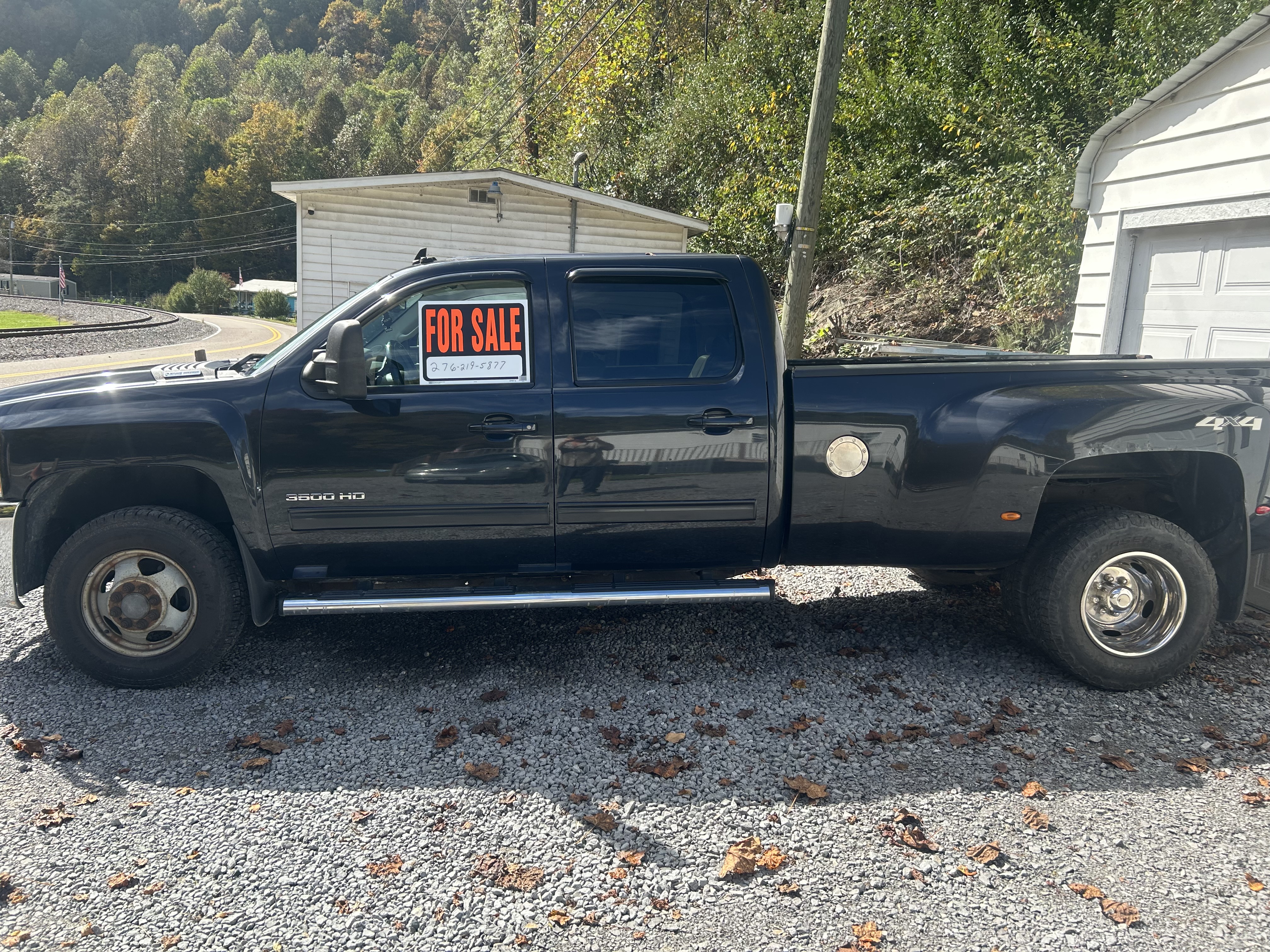 Used 2010 Chevrolet Silverado 3500 LTZ w/ LTZ Plus Package AWD/4WD image 2