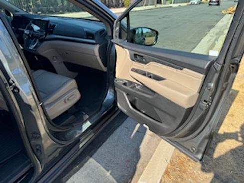 Used 2019 Honda Odyssey EX-L image 31