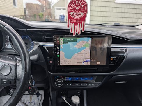 Used 2015 Toyota Corolla S image 20