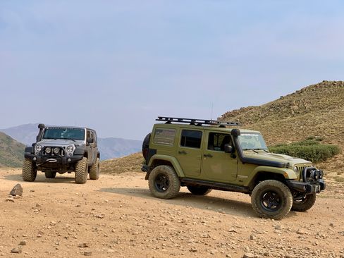 Used 2013 Jeep Wrangler Unlimited Rubicon w/ Connectivity Group image 29