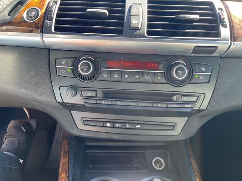 Used 2012 BMW X5 xDrive35i image 14