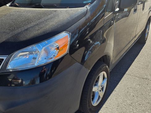 Used 2015 Nissan NV200 S w/ Back Door Glass Package image 8