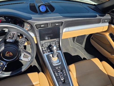 Used 2017 Porsche 911 Carrera S image 19