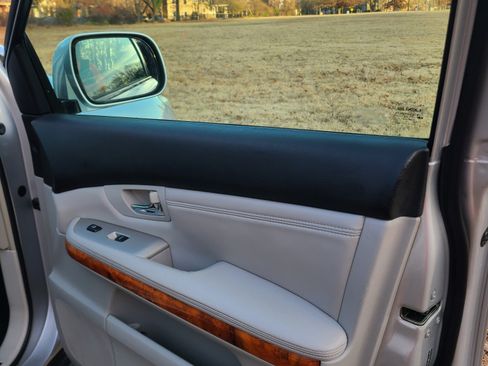 Used 2009 Lexus RX 350 AWD image 25