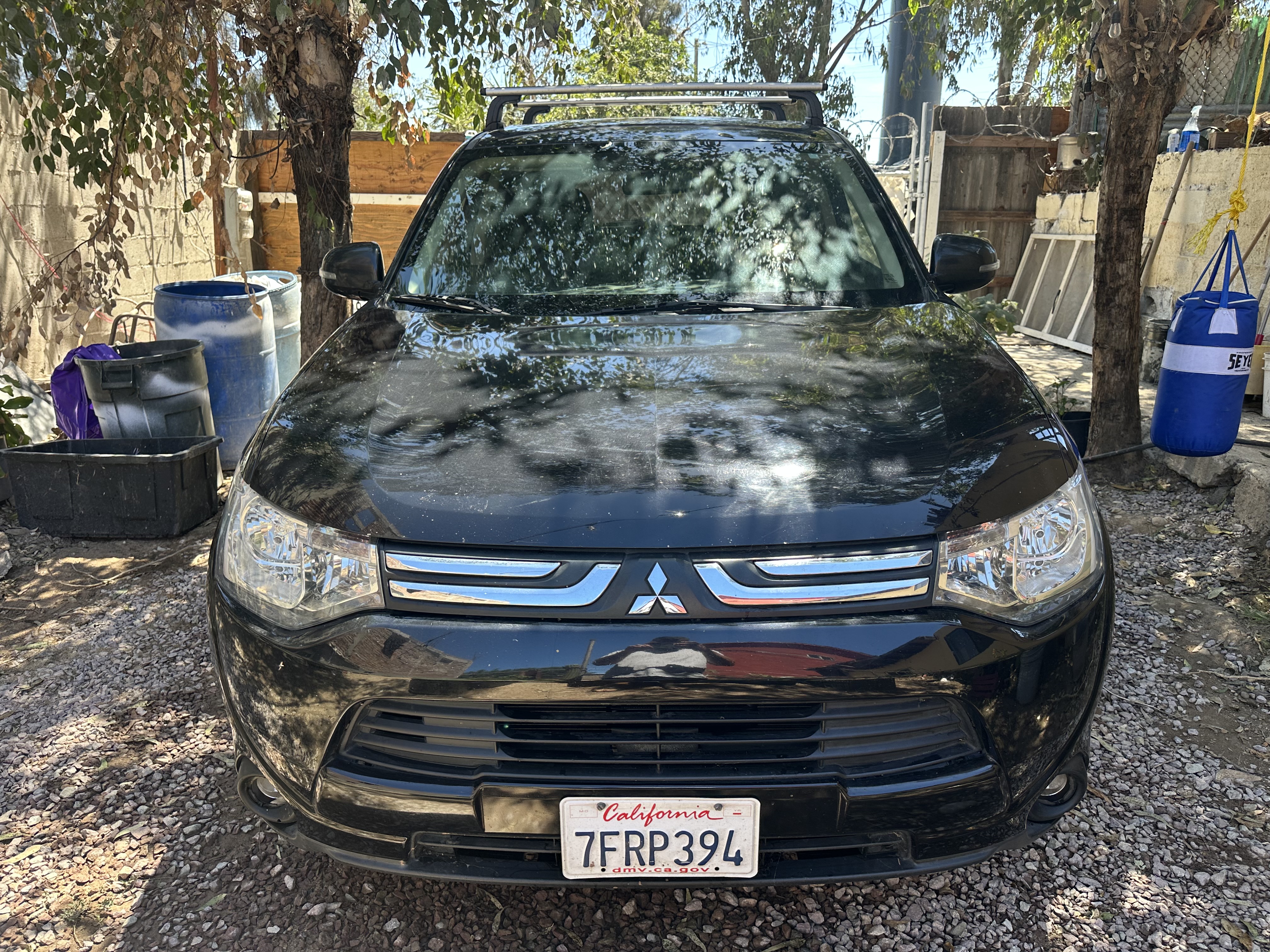 Used 2014 Mitsubishi Outlander SE FWD image 2